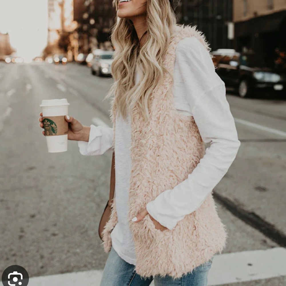 Worn Once! Nestled In Toasted Almond Fur Vest - Medium